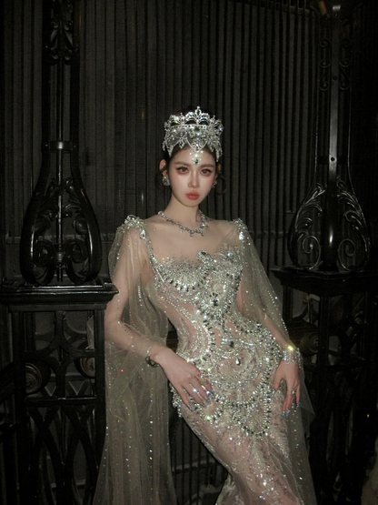 Glittery Mermaid Silver Sequin Long Court Train Wedding Dress With Cape Fairytale Brides Gown Wedding Dresses N067