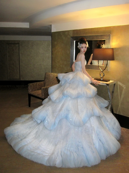 Princess Wedding Dresses Ball Gown Strapless Light Blue Tulle Pleated Brides Dress Style For Brides Fitted Long Bridal Gowns AB2404