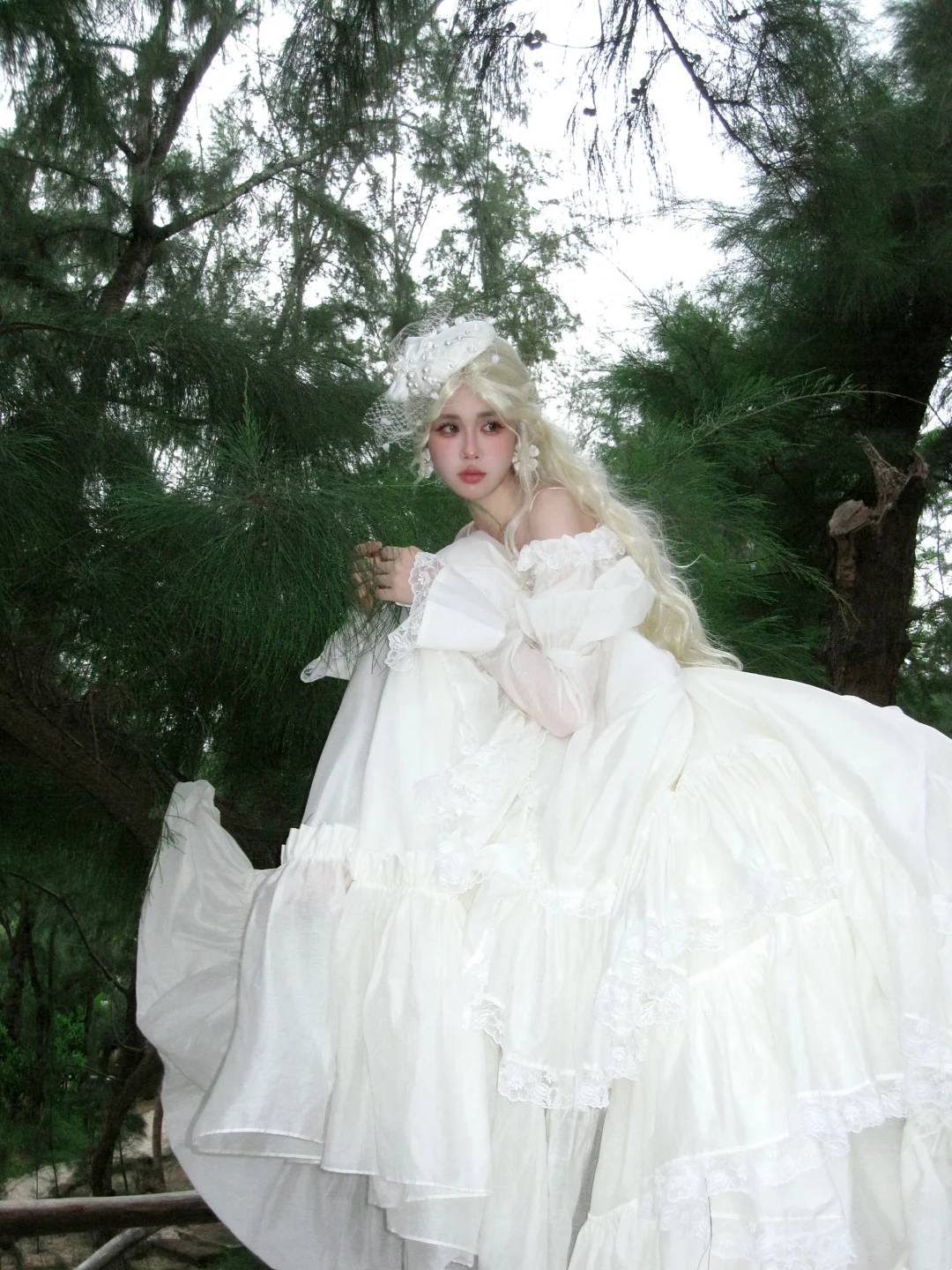 Princess Wedding Dresses Ball Gown Off The Shoulder Lace Tulle White Brides Dress For Brides Fitted Long Bridal Gowns AB2407
