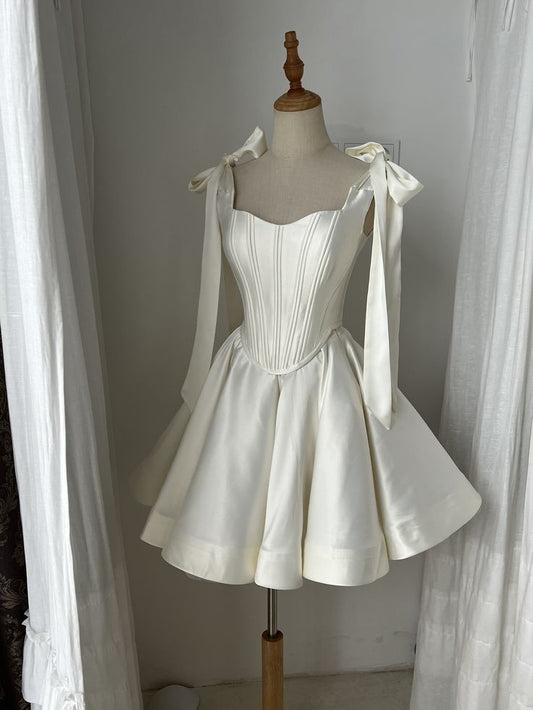 Cute Ball Gown Spaghetti Straps White With Bow Short Mini Party Outfits Homecoming Dresses RB4234