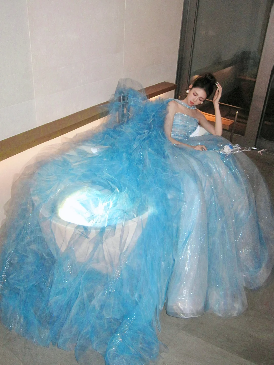 Modest Ball Gown Strapless Ice Blue With Long Cape Tiered Layered Prom Dress Aesthetic Long Graduation Evening Outfits N057