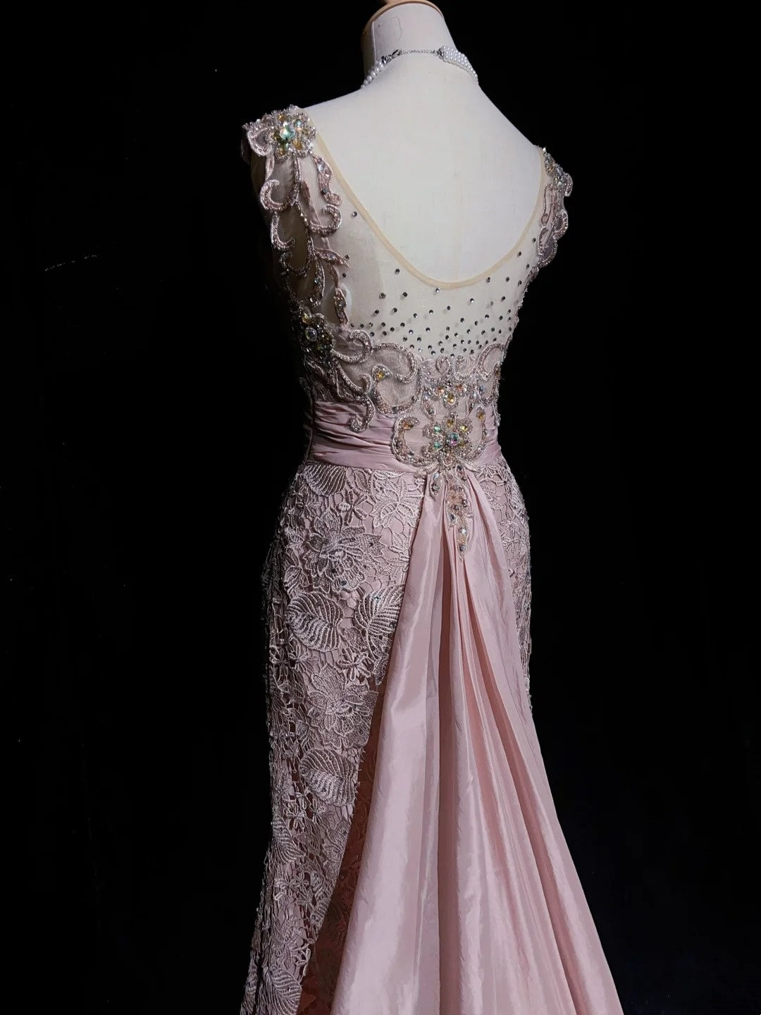 Vintage Prom Dresses 1960s Mermaid V Neck Pink Lace With Appliqued Beaded Long Prom Gown N3107