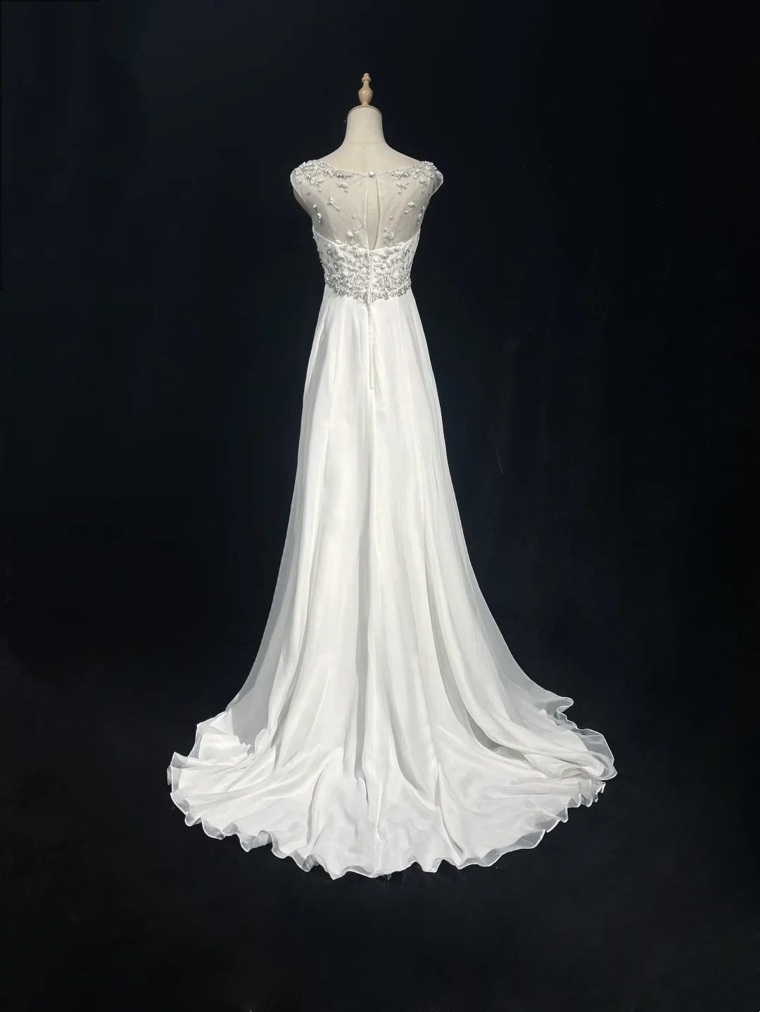 Fairytale Fantasy Art Wedding Dresses A line Scoop White Beads Long Brides Dress Bridal Gowns N2600