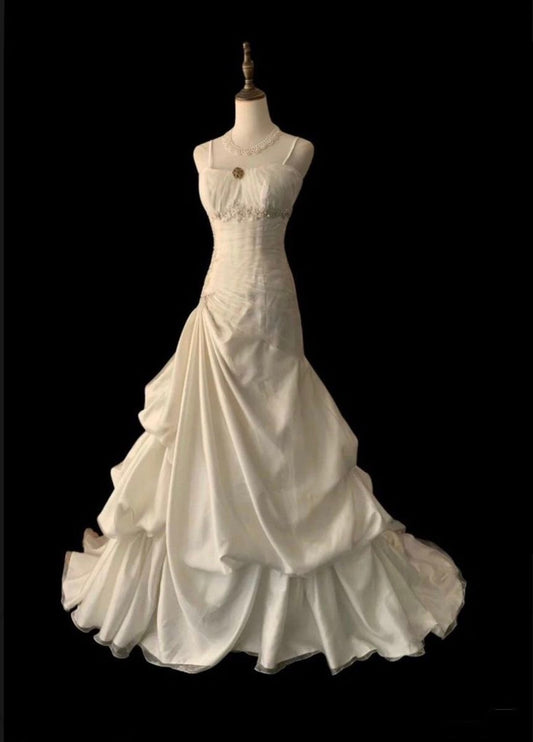 Charming Women's Ball Gown Spaghetti Straps Sleeveless White Satin Pleated With Beads Long Wedding Dresses AB1489