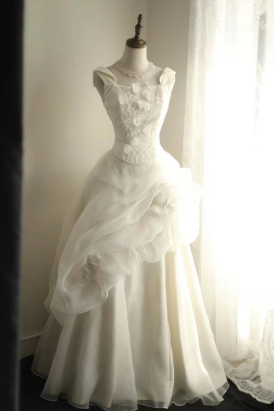 Romantic Women's Ball Gown Square Neck 80s With Lace Bow-knot Pleated White Sweep Train Wedding Dresses AB1486