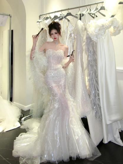 Luxurious Wedding Dresses Mermaid Sweetheart With Beaded Crystals Bodice Silver Sequin Bride Dress For Brides Fitted Bridal Gown N076