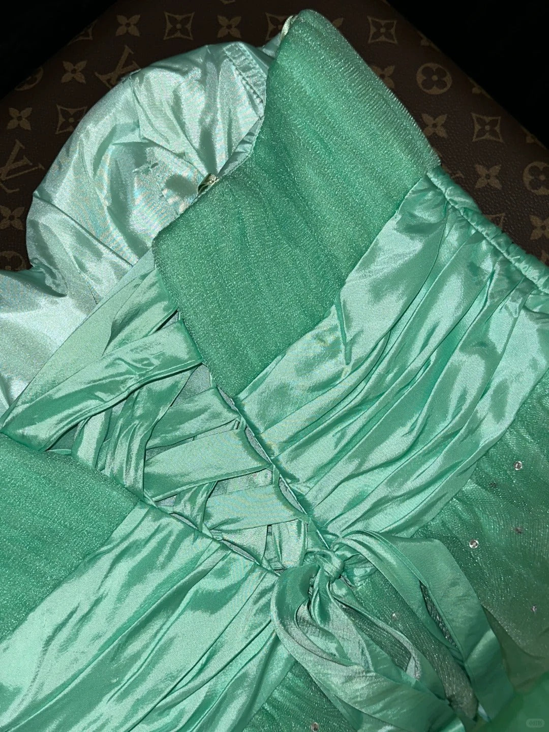Glamorous Ball Gown Sweetheart Green Tulle School Dances Prom Dresses 8th Grade Formal Outfits Evening Dress RB8402