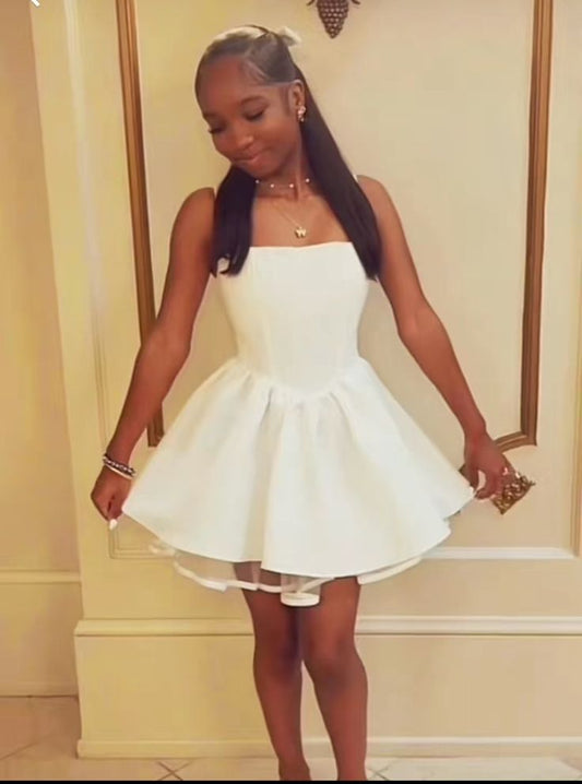 Cute Ball Gown Strapless White Matric Mini Graduation Hoco Dresses Short Senior Homecoming Outfits RB3634