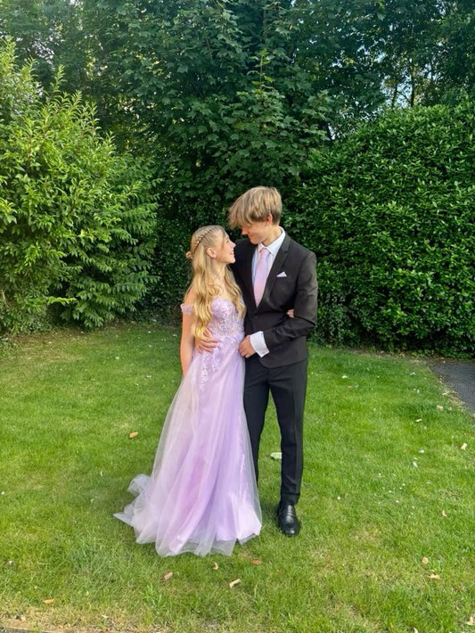 Modest A Line Off The Shoulder Lilac Tulle Lace Appliques Prom Dresses Long Party Dress Evening Dresses AB1100