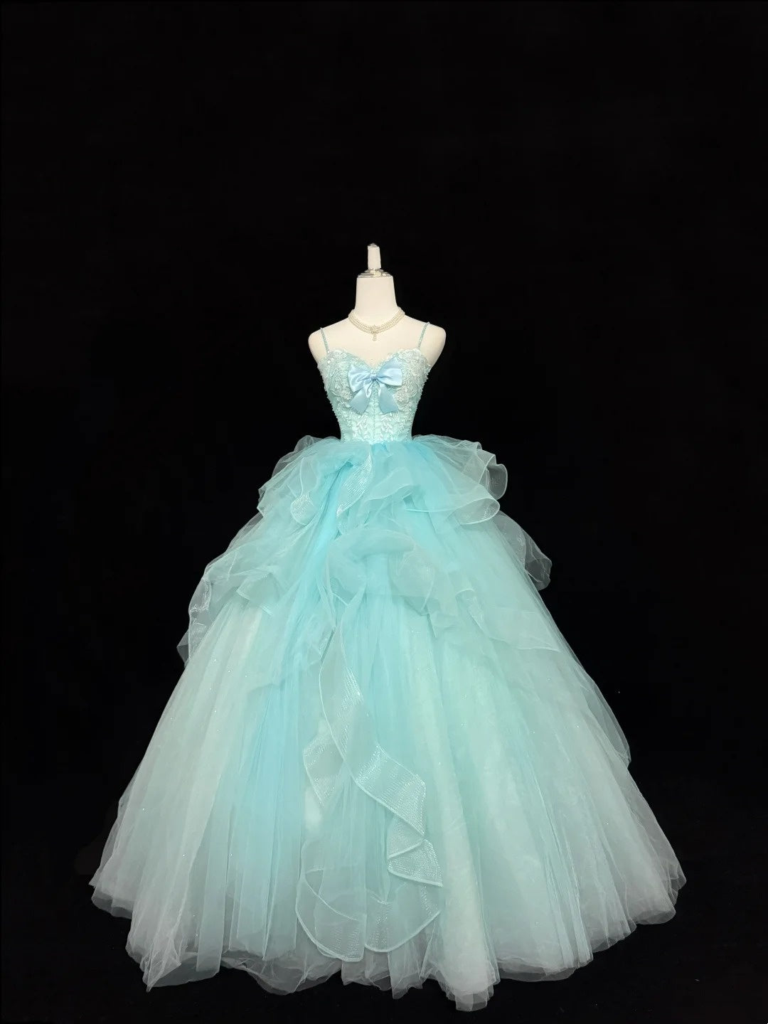 Sweet 16 Dresses Long Ball Gown Sweet Sixteen Long Birthday Dress Spaghetti Straps Blue Formal Gown RC0354