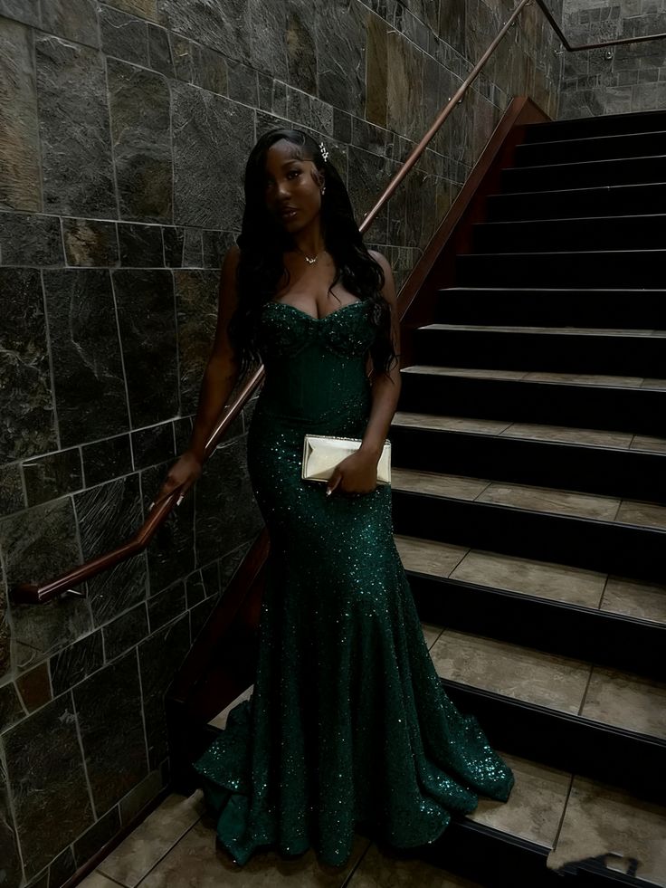 Modest Sweetheart Mermaid Gold Sequin Long Prom Dresses Formal Party Gown For Women AB1528