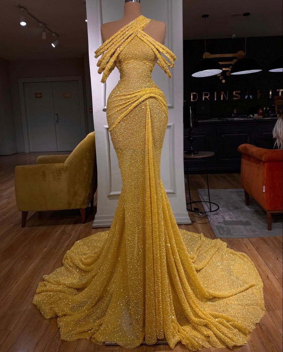 Modest Mermaid One Shoulder Yellow Sequin With Ruffle Evening Dresses Night Date Prom Dress Party Outfits AB2561