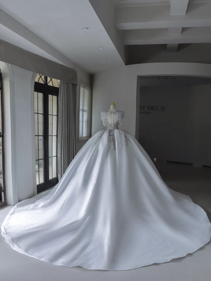 Princess Ball Gown White Square Neck Short Sleeves Beads Long Wedding Dress Satin Brides Dress A005