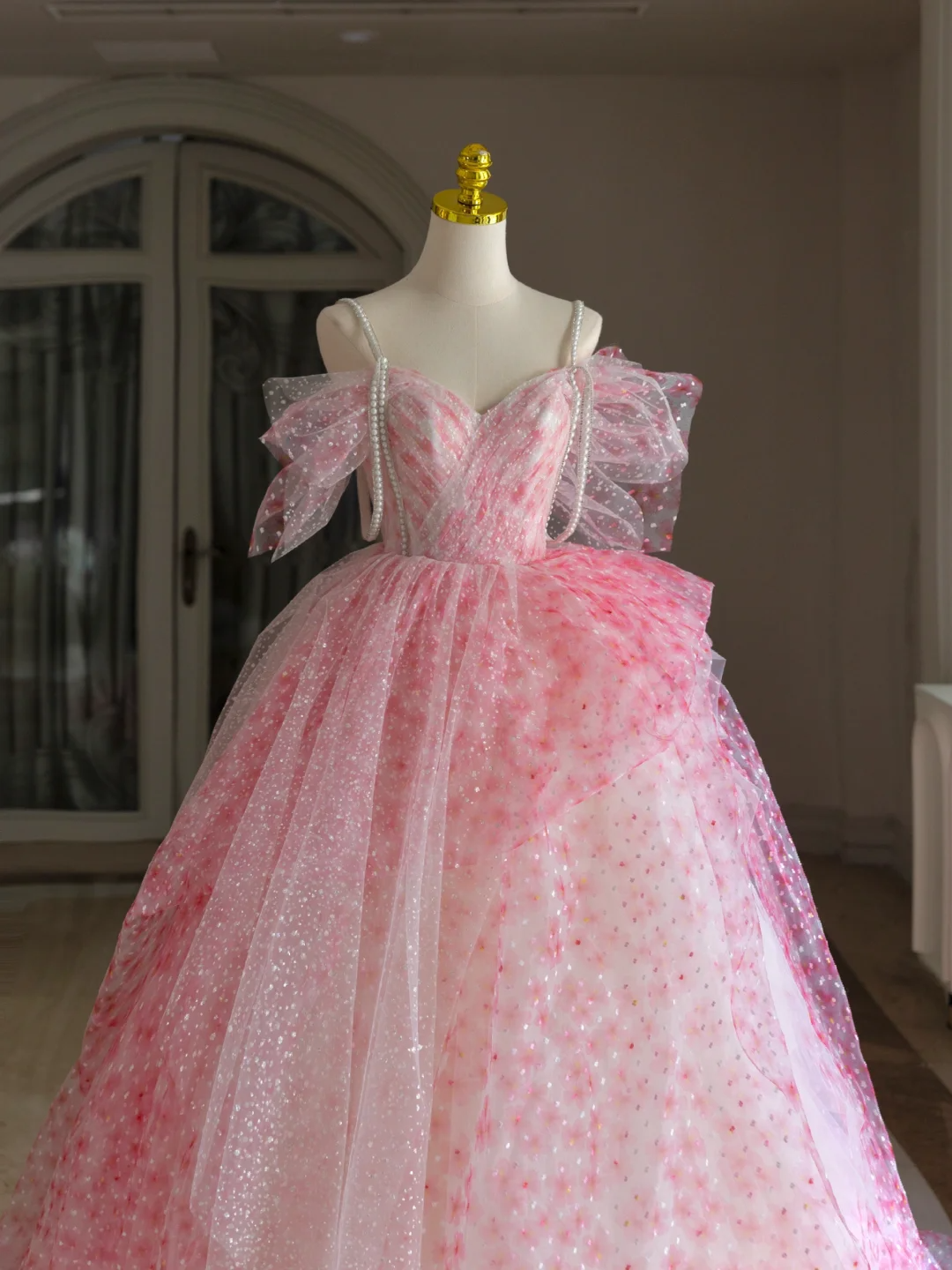 Sweet Pink Off-the-shoulder Ball Gown Tulle Long Quinceanera Dress Gorgeous Pink Quinceanera Dresses A007