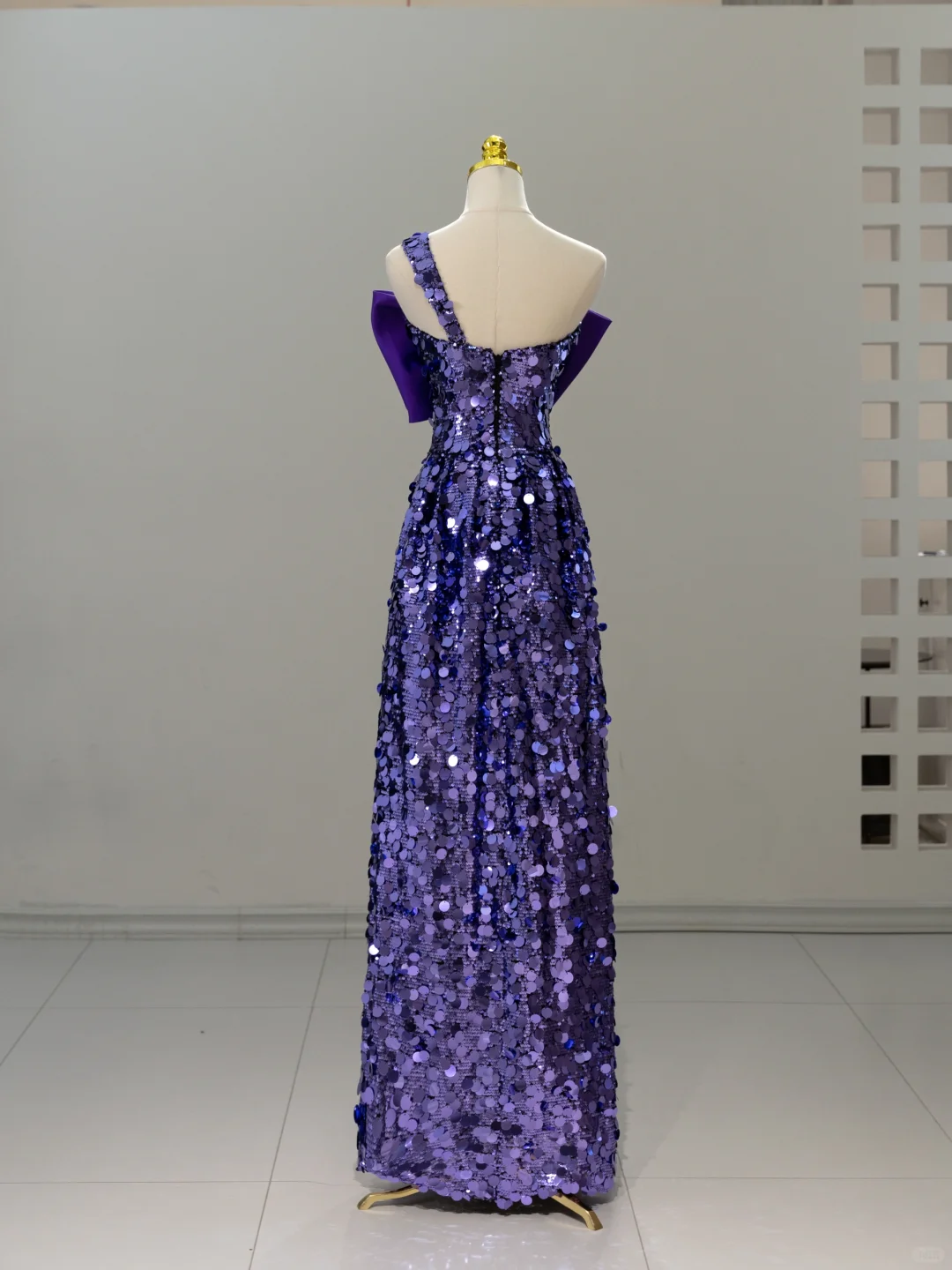 Sexy A Line One Shoulder Grape Sequin Long Prom Dresses Sparkly Evening Gowns A008