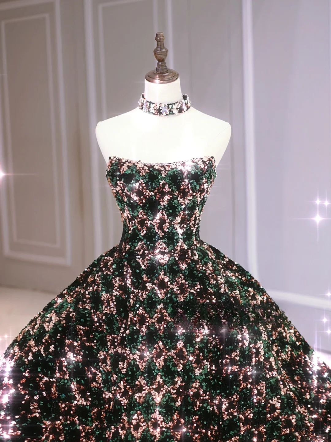 Cute Ball Gown Strapless Black Sequin Sleeveless Long Prom Dresses Prom Gowns Evening Dress A020