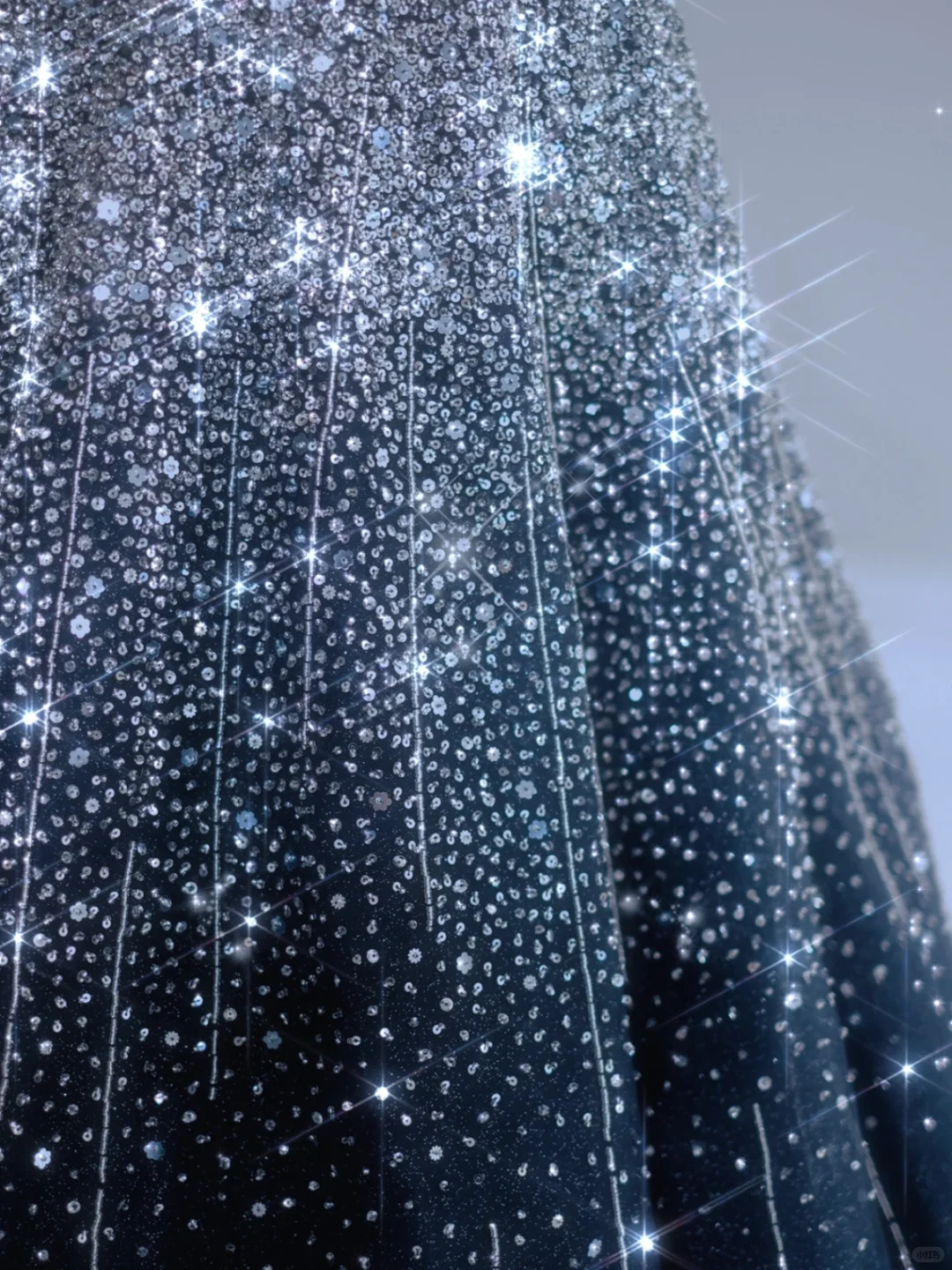 Sparkly Ball Gown Strapless Navy Blue Beads Sequin Sleeveless Long Prom Dresses Prom Gowns Evening Dress A023