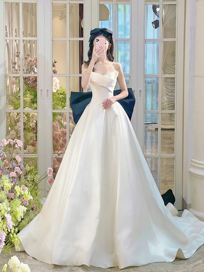 Elegant Ball Gown White Sweetheart Satin Long Corset Back Wedding Dress With Black Bow Brides Dress A028