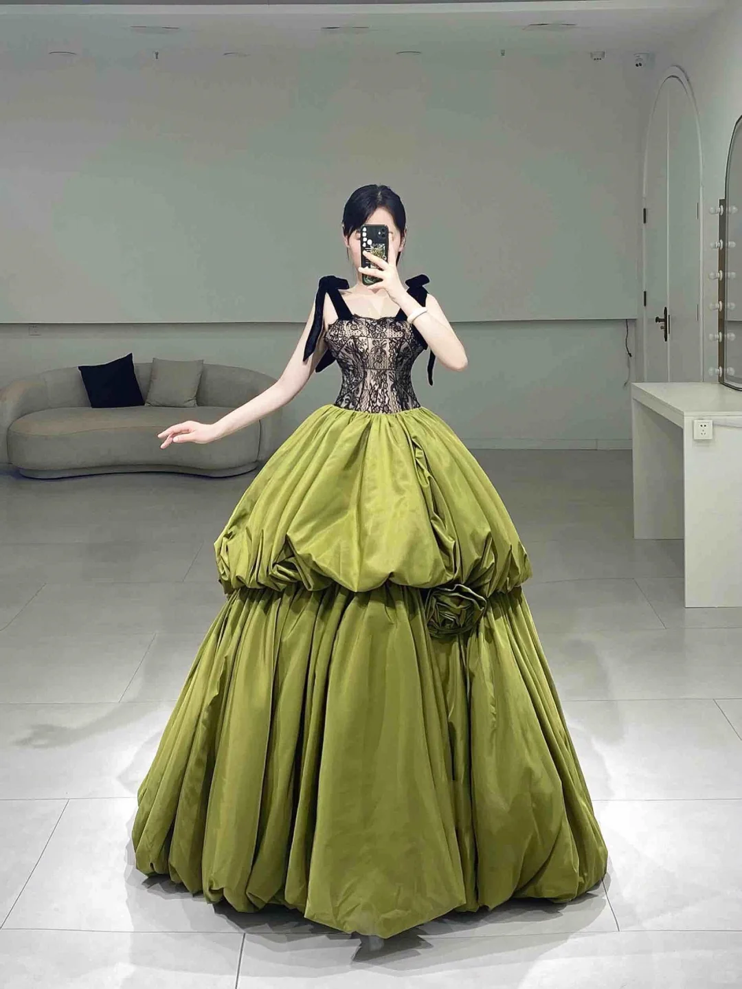 2000s Strapless Ball Gown Straps Long Quinceanera Dress Gorgeous Green Quinceanera Dresses Satin Sweet 15 16 Dress A063