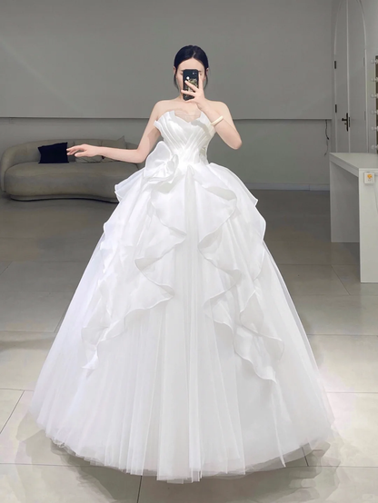 Timeless Ball Gown Strapless White Pleated Long Tulle Wedding Dress Beautiful Formal Cute Wedding Dresses A064