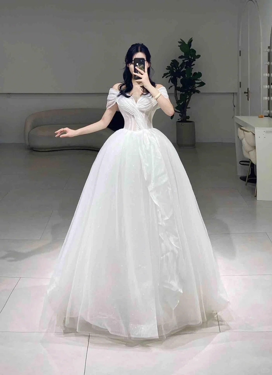 Timeless Ball Gown Off The Shoulder White Tulle Long Wedding Dress Beautiful Formal Cute Wedding Dresses A078