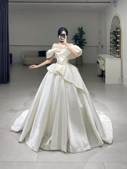 Timeless Ball Gown Off The Shoulder White Satin Long Wedding Dress Beautiful Formal Cute Wedding Dresses A084