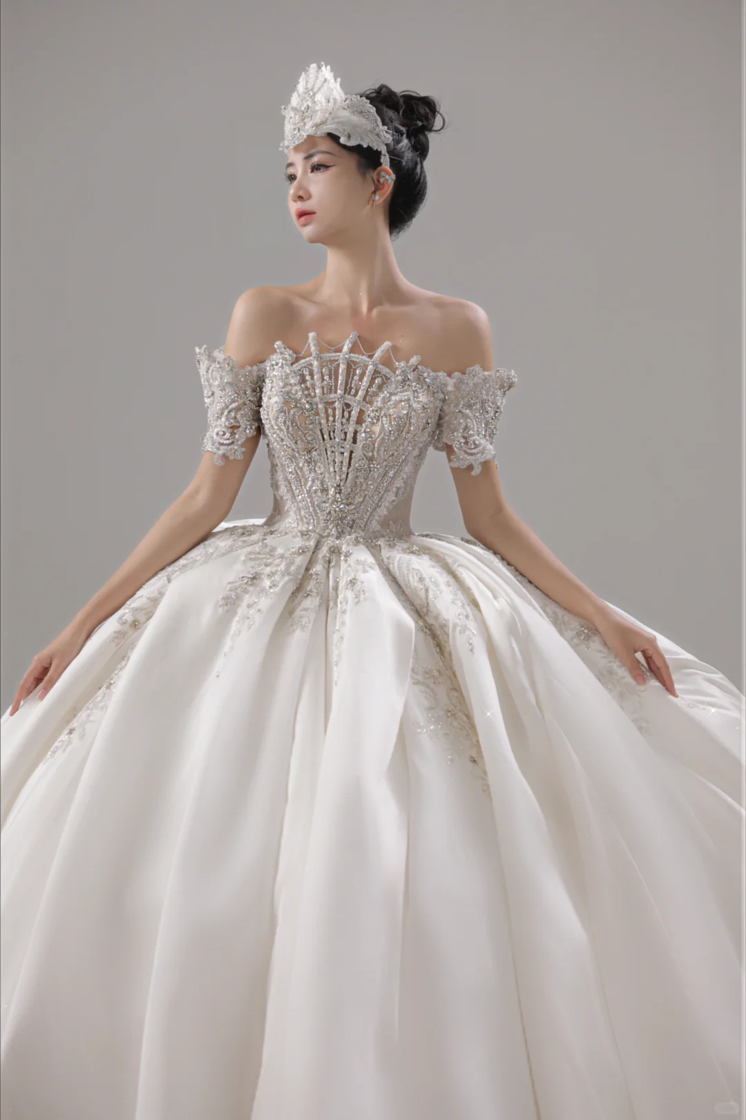 Elegant Ball Gown Off The Shoulder Satin Short Sleeves Long Wedding Dress Beautiful Formal Cute Wedding Dresses A120