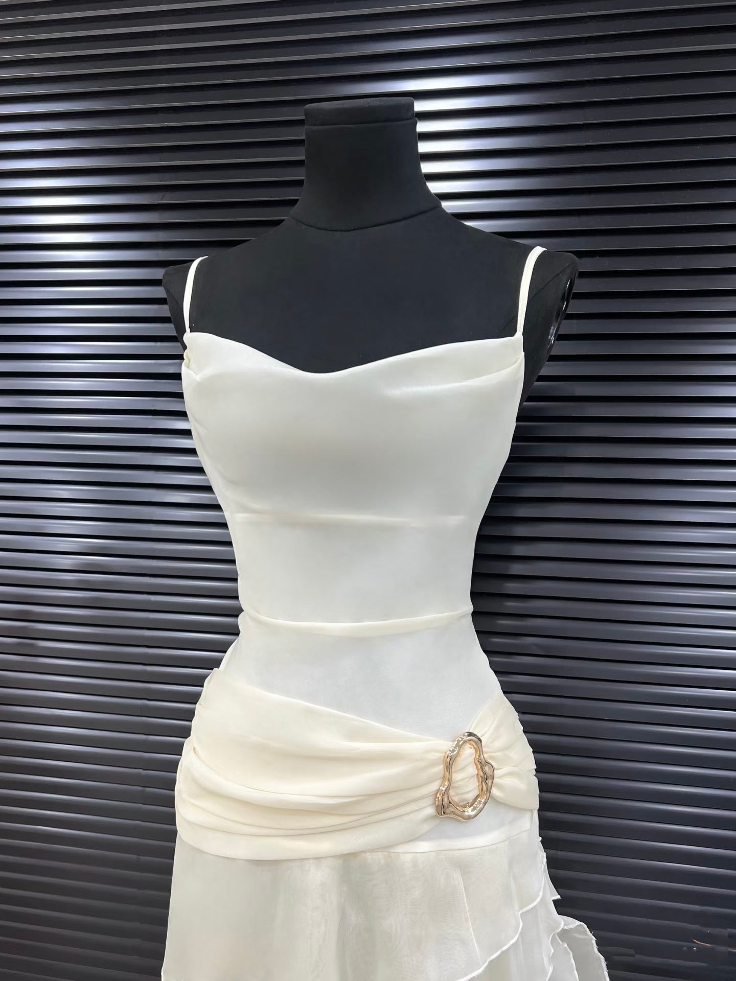 Modest Mermaid Spaghetti Strap Ivory Chiffon Party Dress Pleated Prom Dresses AB143