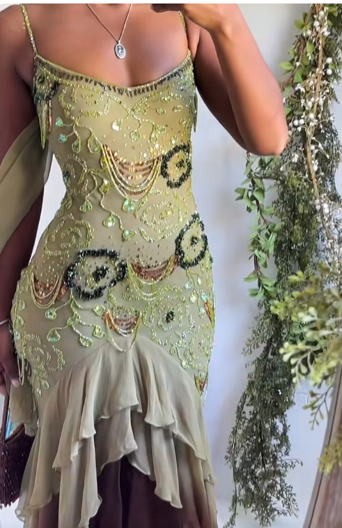 Sexy Prom Dresses Impress High Low Spaghetti Straps Sage Green Chiffon With Beads Semi Formal Graduation Party Dress For Teens High Schools AB1951