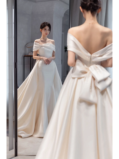 Women’s Off The Shoulder Mermaid Bridal Wedding Dress With Pleated Floor Length Brides Gown for Bride AB1018