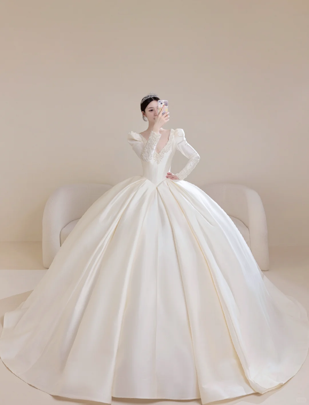 Timeless Women's White Wedding Dress With Lace for Bride Applique Bride Dress V Neck Ball Gowns AB877