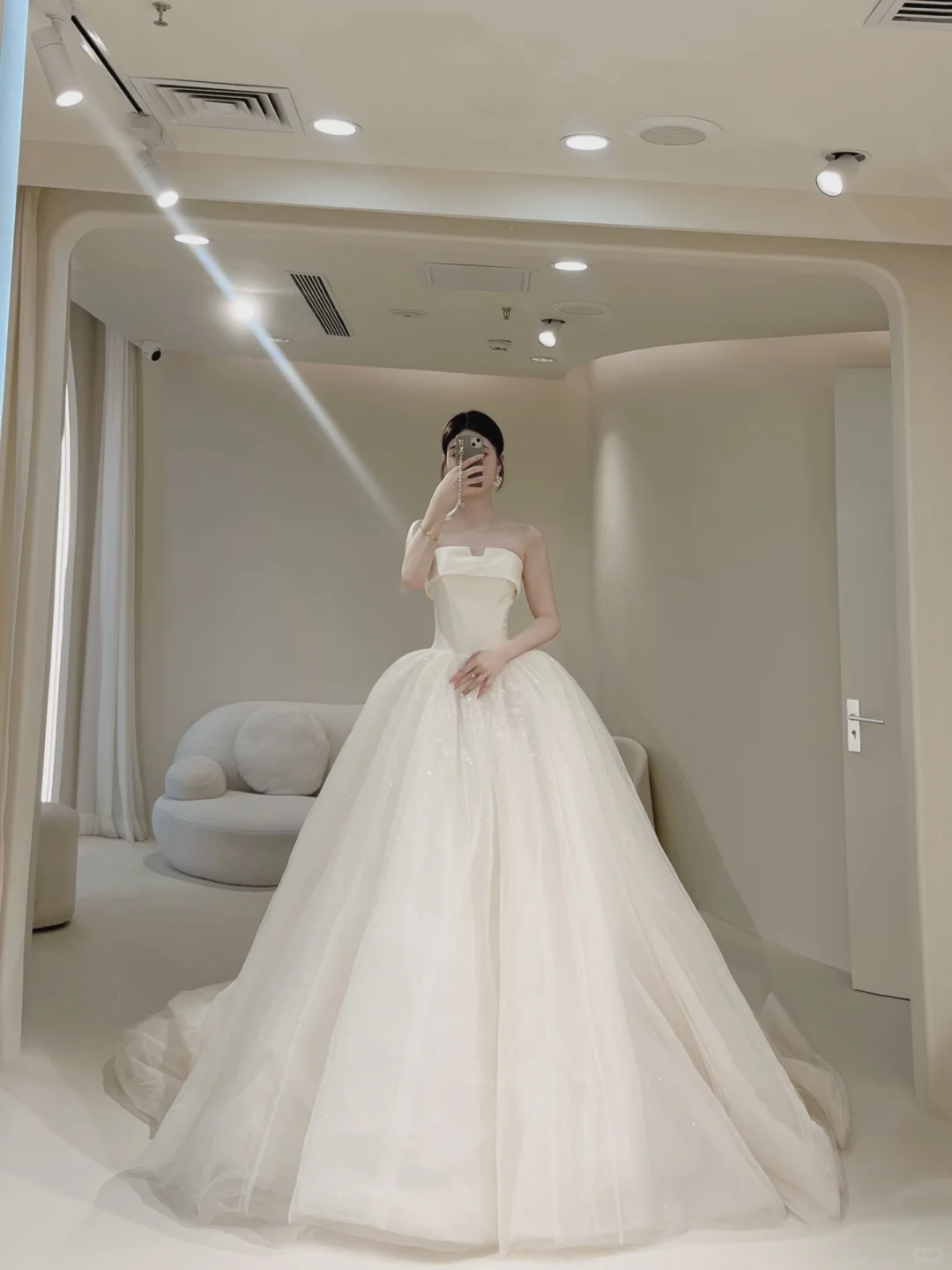 Princess Women's Wedding Dress for Bride Tulle Brides Dress Ball Gowns Strapless Wedding Gowns AB883