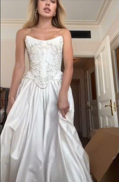 Timeless A Line Lace Up Back Strapless Wedding Dresses simple Bridal Gowns long Beautiful Bridal Gown AB939
