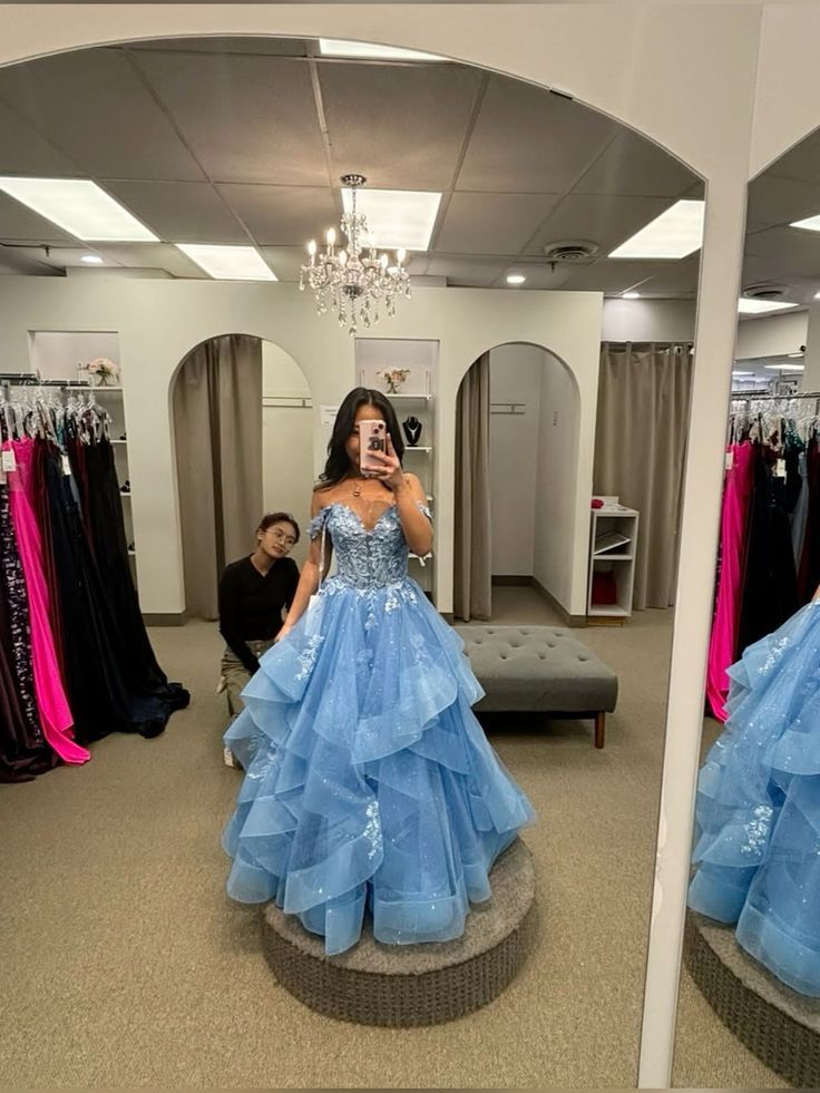 Modest Ball Gown Sweetheart Emerald Green Tulle Lace Appliques Prom Dresses Long Party Dress Evening Dresses AC011