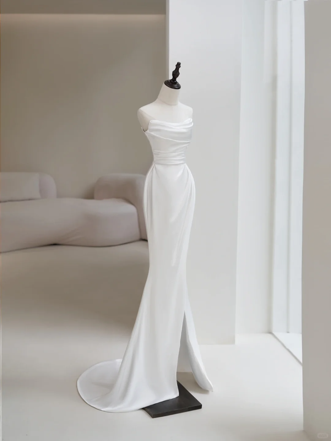 Simple Women's White Mermaid Strapless Sleeveless Satin With Slit Wedding Dresses for Brides Dress AC045