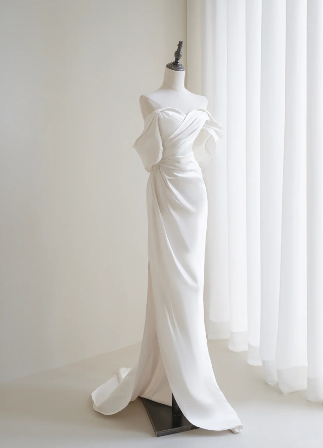 Women’s Off The Shoulder Mermaid With Sleeves Slit Bridal Wedding Dresses Pleated Floor Length For Bride AC062