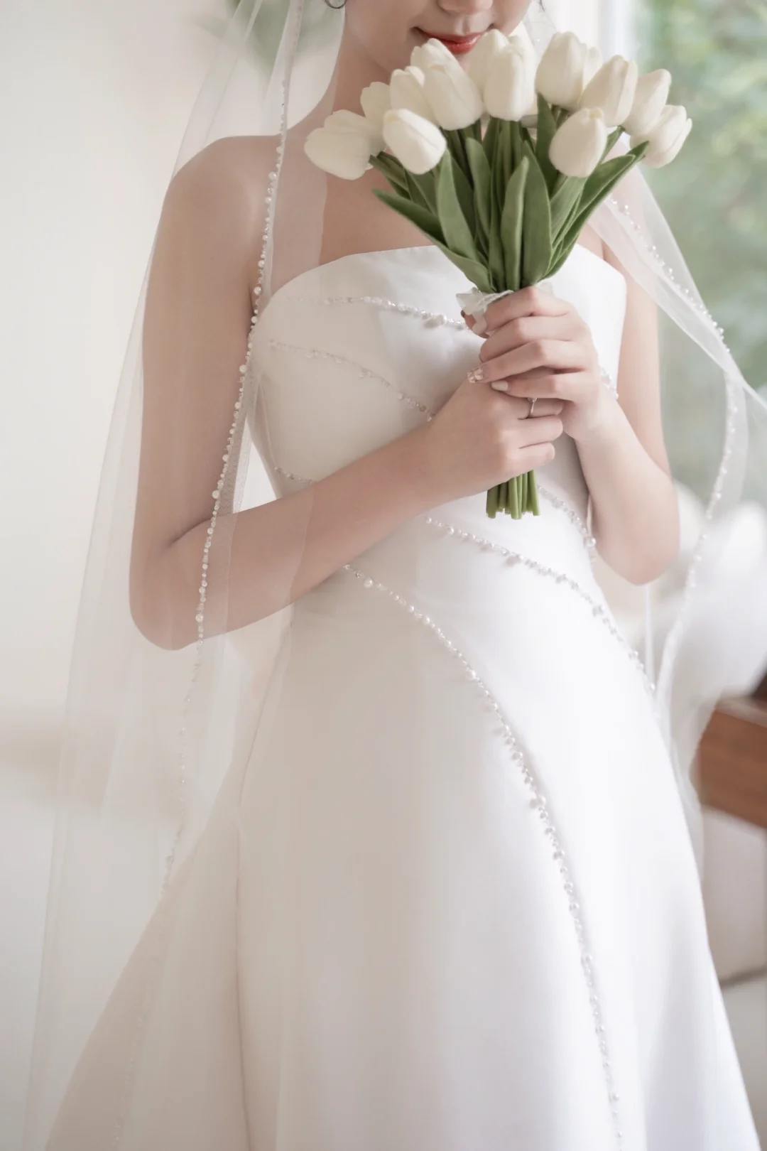 Women’s Ball Gown Strapless Bridal Wedding Dresses With Pearls Floor Length Brides Gown for Bride AC069