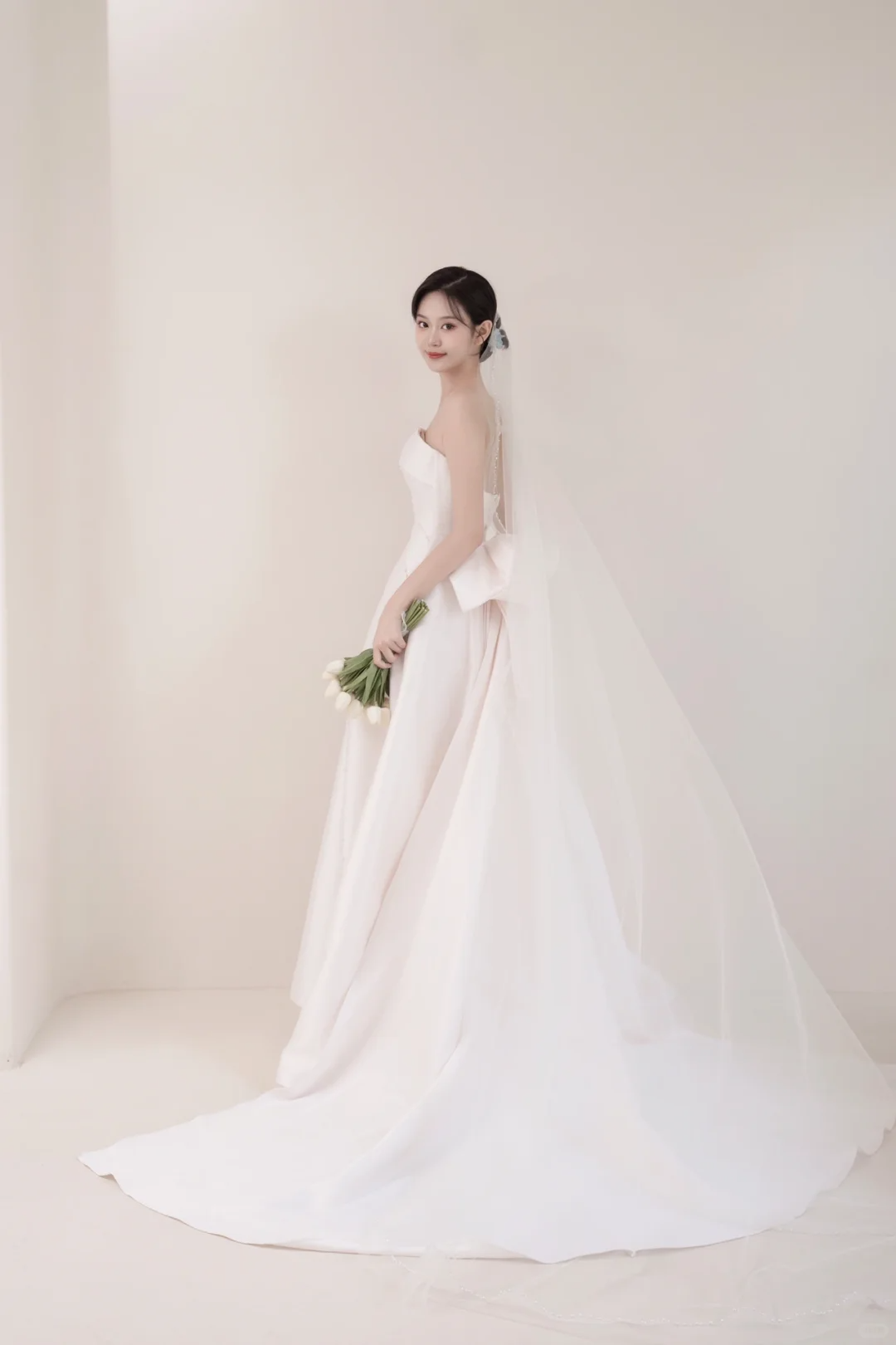 Women’s Ball Gown Strapless Bridal Wedding Dresses With Pearls Floor Length Brides Gown for Bride AC069