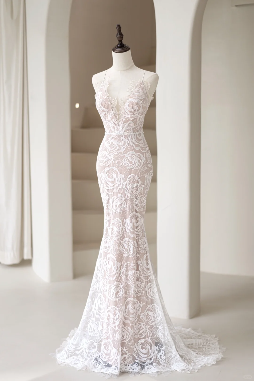Timeless Women's Mermaid Spaghetti Straps Champagne White Lace Wedding Dress Mermaid for Bride Dresses AC031