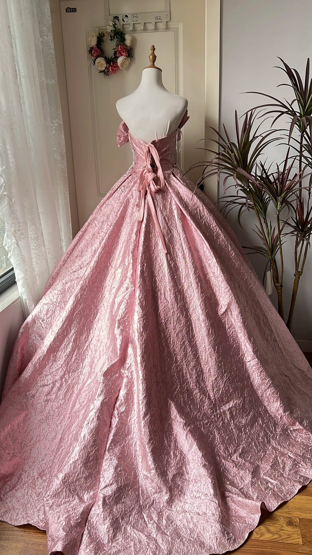 Sweet 16 Dresses Long Pink Strsapless Ball Gown Sleeveless Sweet Sixteen Birthday Gown RC0372