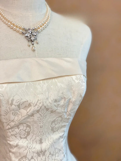 Beautiful A line Strapless Ivory Satin Long Autumn Winter Bridal Dress Wedding Dresses RB9004