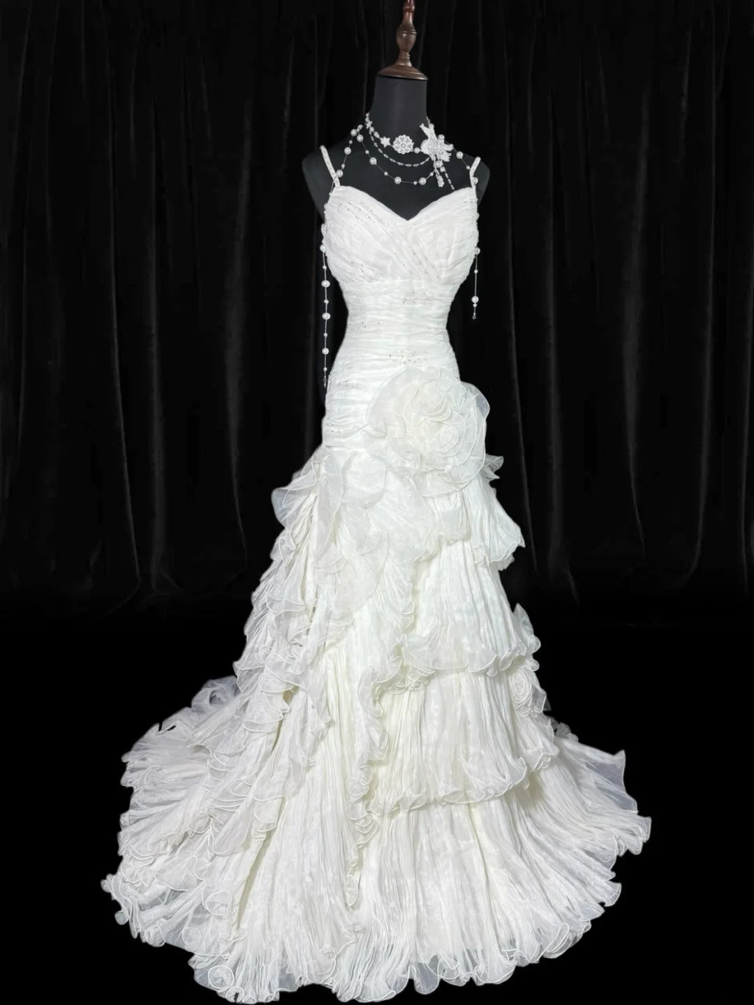Charming Women's Mermaid Spaghetti Straps Sleeveless White Tulle Pleated With Beads Long Vintage 1920s Wedding Dresses AS005