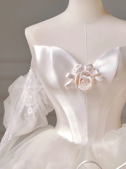 Princess Long Wedding Gowns Ball Gown Off The Shoulder Long Sleeves Pleated Tulle for Bride With Train White Bridal Dress AQ005