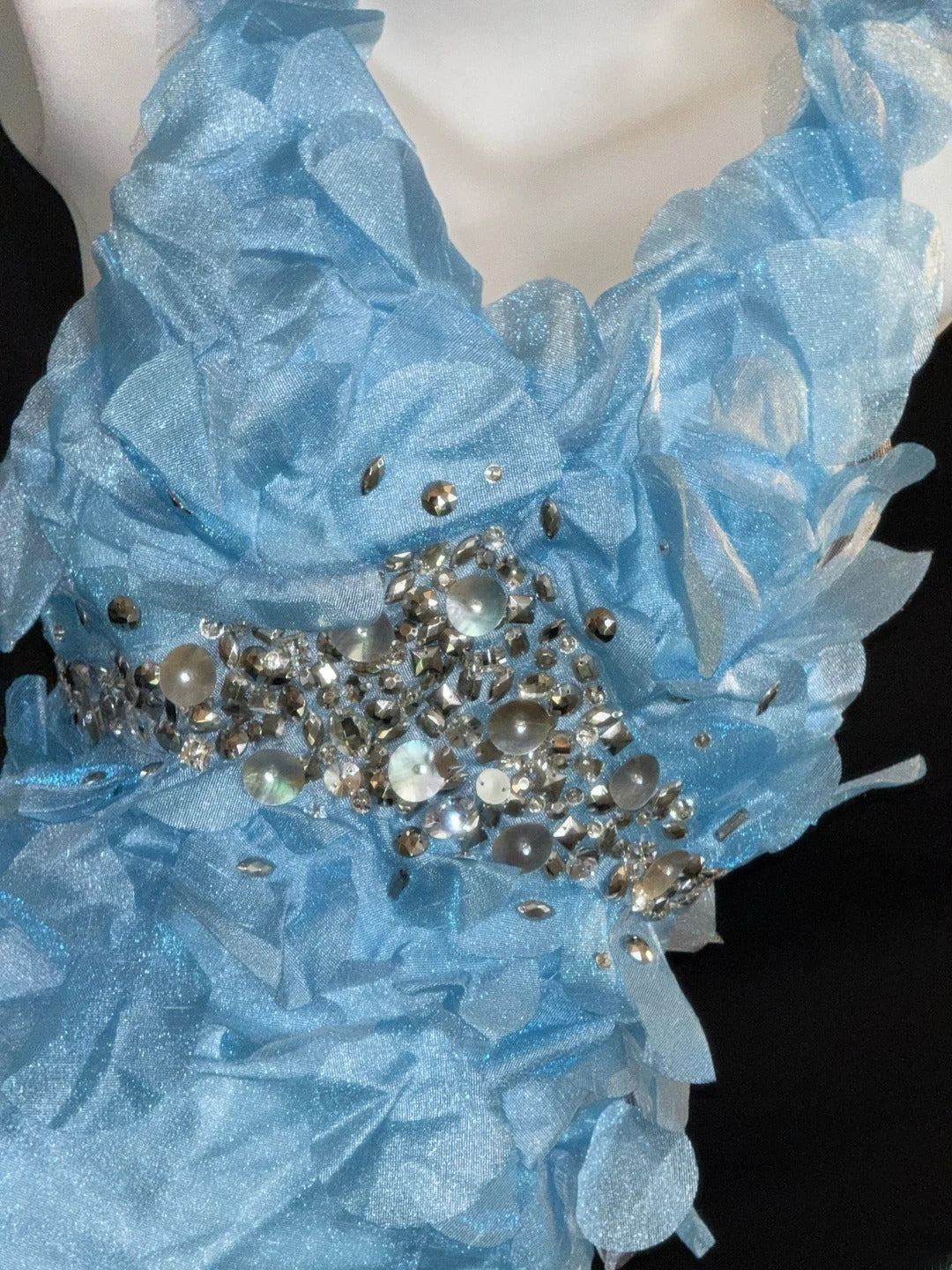 Modest Prom Dresses Mermaid V Neck Light Sky Blue With Beading Long Evening Formal Outfits RB3348