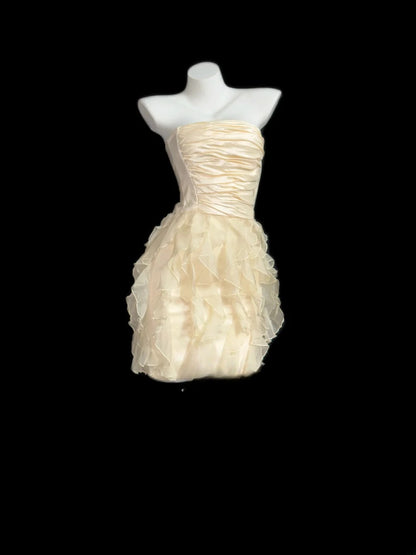 Modest Sheath Strapless Light Champagne Graduation Dresses Short High School For 8th Grade Senior Inspo Homecoming Gown RB3349