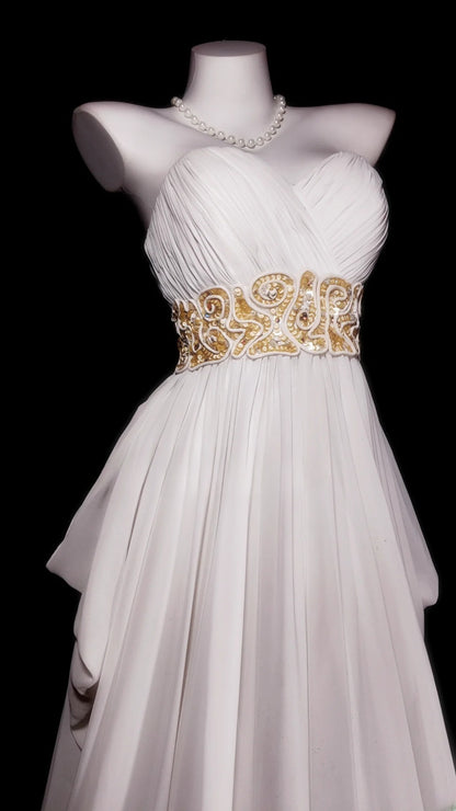 A Line Prom Dress Sweetheart White Chiffon Modest Floor Length Formal Party Gown RB9815