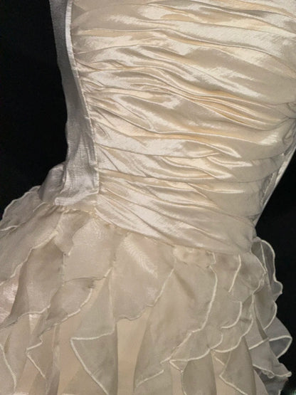 Modest Sheath Strapless Light Champagne Graduation Dresses Short High School For 8th Grade Senior Inspo Homecoming Gown RB3349