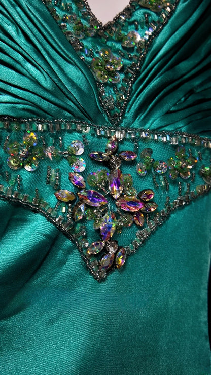 Green Prom Dress Mermaid Halter V Neck Satin Modest Floor Length Formal Party Gown RB9816