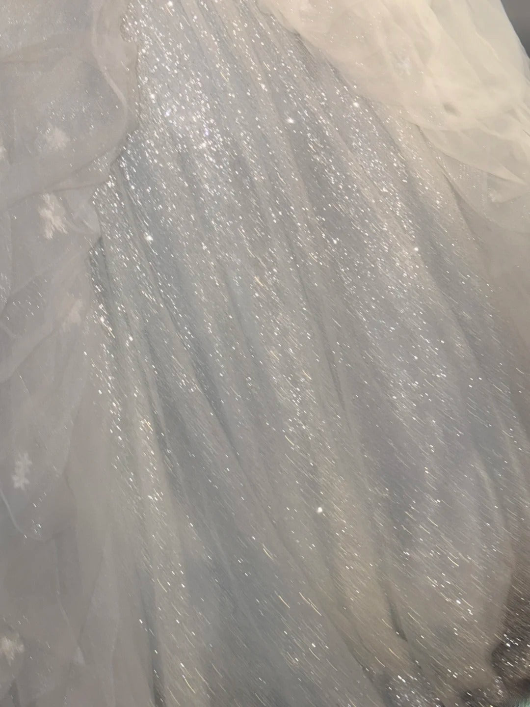 Ethereal Ball Gowns Off The Shoulder White Sequin With Cap Sleeves Tulle Garden Wedding Dresses RB3350