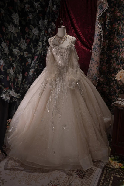 Princesses Fairytale Ball Gown Spaghetti Straps Champagne Lace Long With Beading Quince Dress Quinceanera Dresses Formal Birthday Outfits RB8035
